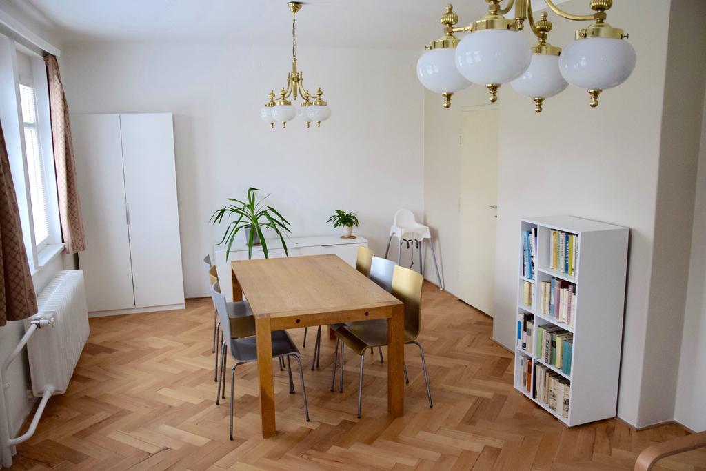 Classical House In Prague 6 Exterior photo